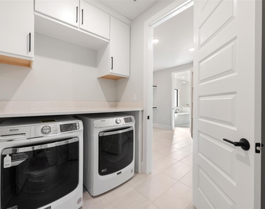 6216 Bower Well Rd - Photo Thumbnail 20