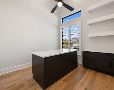 6216 Bower Well Rd - Photo Thumbnail 4