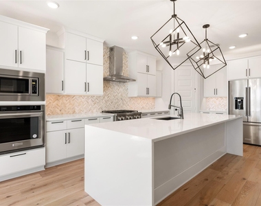 6216 Bower Well Rd - Photo Thumbnail 10