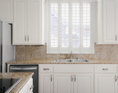 4101 Triple Crown Ct - Photo Thumbnail 8