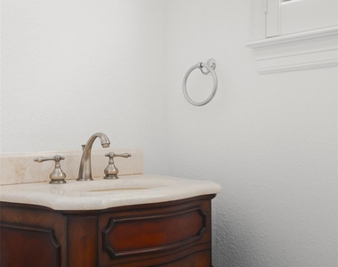 4101 Triple Crown Ct - Photo Thumbnail 10