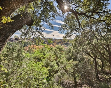 4711 Spicewood Springs Rd - Photo Thumbnail 18