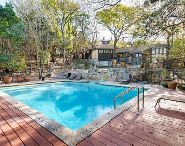 4711 Spicewood Springs Rd - Photo Thumbnail 21