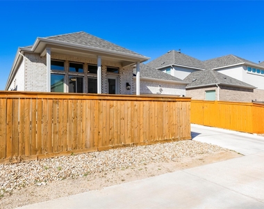 2824 Stone Branch Dr - Photo Thumbnail 29