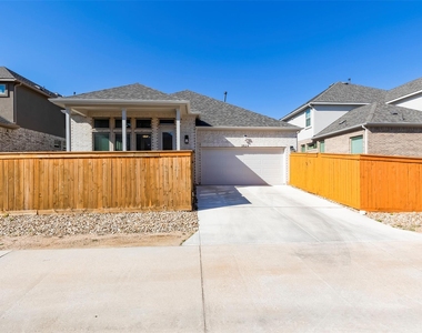2824 Stone Branch Dr - Photo Thumbnail 28
