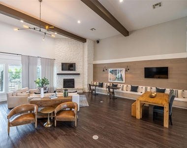 12215 Hunters Chase Dr - Photo Thumbnail 19