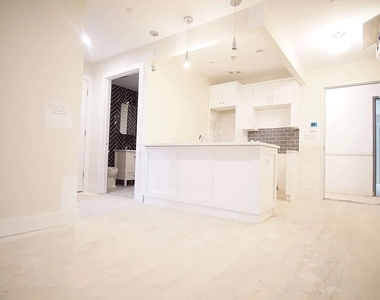1080 Rogers Avenue - Photo Thumbnail 2