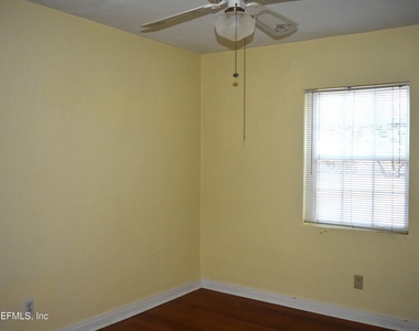 2836 Ionic Avenue - Photo Thumbnail 15