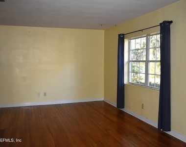 2836 Ionic Avenue - Photo Thumbnail 2