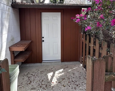 2836 Ionic Avenue - Photo Thumbnail 25