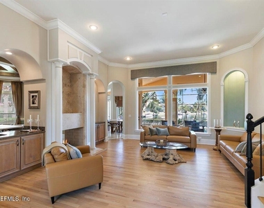 1321 Windsor Harbor Drive - Photo Thumbnail 8