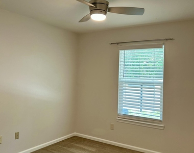 10515 Anchorage Cove Lane - Photo Thumbnail 10