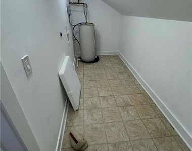 1685 Chevron Way - Photo Thumbnail 10