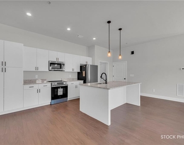 1038 Homestead Way Street - Photo Thumbnail 9
