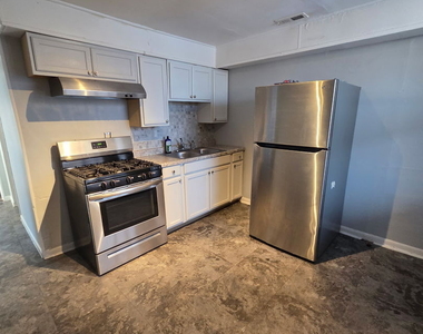 2704 E 77th Street - Photo Thumbnail 5