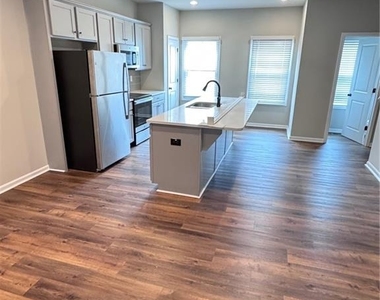 3657 Princeton Avenue - Photo Thumbnail 5