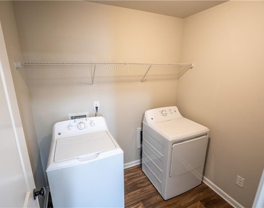 3657 Princeton Avenue - Photo Thumbnail 24