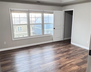 3657 Princeton Avenue - Photo Thumbnail 6