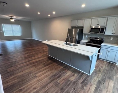 3657 Princeton Avenue - Photo Thumbnail 4