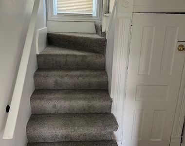 11578 S Perry Avenue - Photo Thumbnail 6