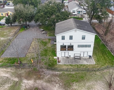 1808 Tabor Street - Photo Thumbnail 23