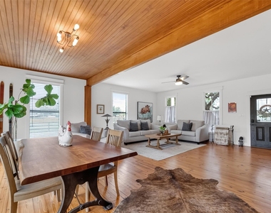 1808 Tabor Street - Photo Thumbnail 5