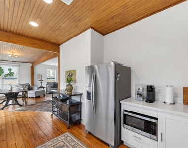 1808 Tabor Street - Photo Thumbnail 12