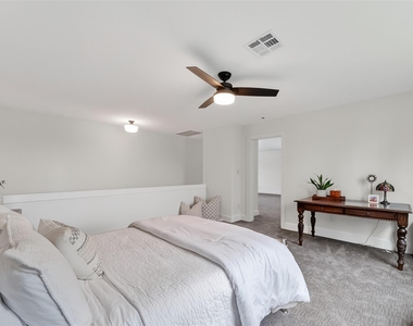 1808 Tabor Street - Photo Thumbnail 20