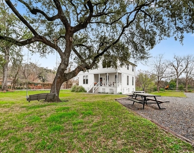 1808 Tabor Street - Photo Thumbnail 2