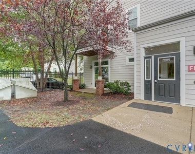 1020 Porter Street - Photo Thumbnail 3
