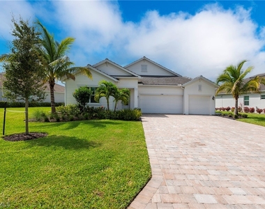 13528 Blue Bay Circle - Photo Thumbnail 1
