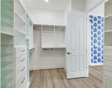 13528 Blue Bay Circle - Photo Thumbnail 17