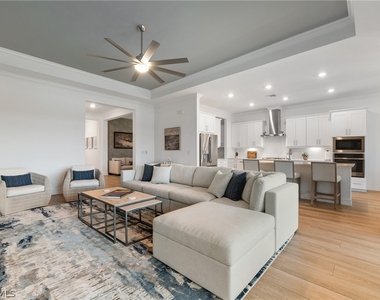 13528 Blue Bay Circle - Photo Thumbnail 4
