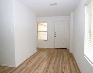 21811 Hickory Springs Court - Photo Thumbnail 7