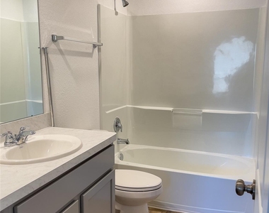 21811 Hickory Springs Court - Photo Thumbnail 20