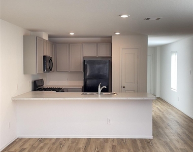21811 Hickory Springs Court - Photo Thumbnail 5