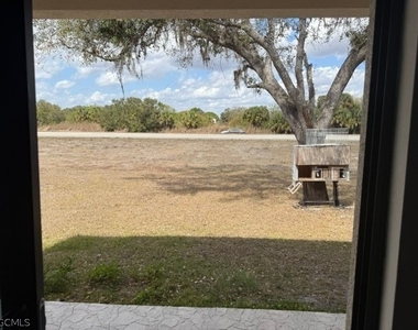 6013 Acorn Circle - Photo Thumbnail 4