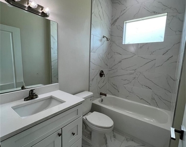 1088 Saturn Court - Photo Thumbnail 13