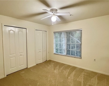 9440 Ivy Brook Run - Photo Thumbnail 7