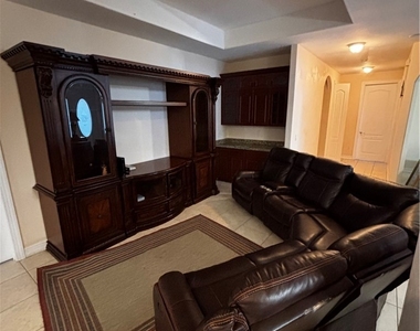 903 Unice Avenue N - Photo Thumbnail 6