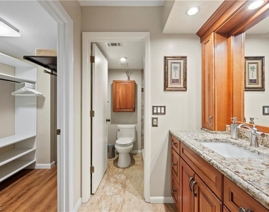 15075 Parkside Drive - Photo Thumbnail 11