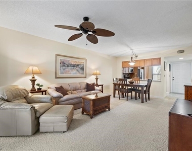 15075 Parkside Drive - Photo Thumbnail 5