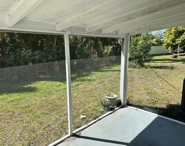 11389 Summerwinds Court - Photo Thumbnail 10
