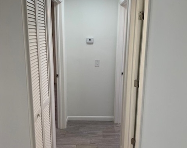 11389 Summerwinds Court - Photo Thumbnail 4