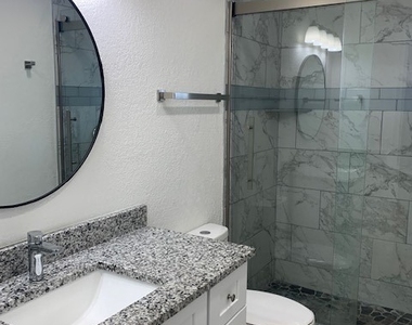 11298 Summerwinds Court - Photo Thumbnail 8