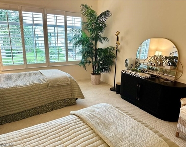 27080 Lake Harbor Court - Photo Thumbnail 18