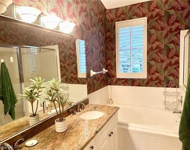 27080 Lake Harbor Court - Photo Thumbnail 13
