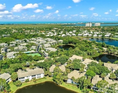 27080 Lake Harbor Court - Photo Thumbnail 31