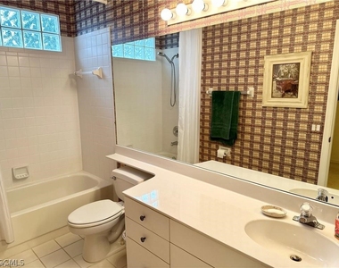 27080 Lake Harbor Court - Photo Thumbnail 20