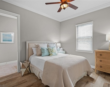 9383 Slate Court - Photo Thumbnail 14
